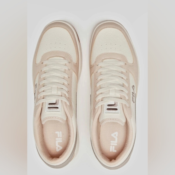 FILA A LOW CASUAL MENS SNEAKERS NWBOX SIZE 10.5 US/ 44 EUR COLOR BLEACHED SAND - Picture 6 of 12